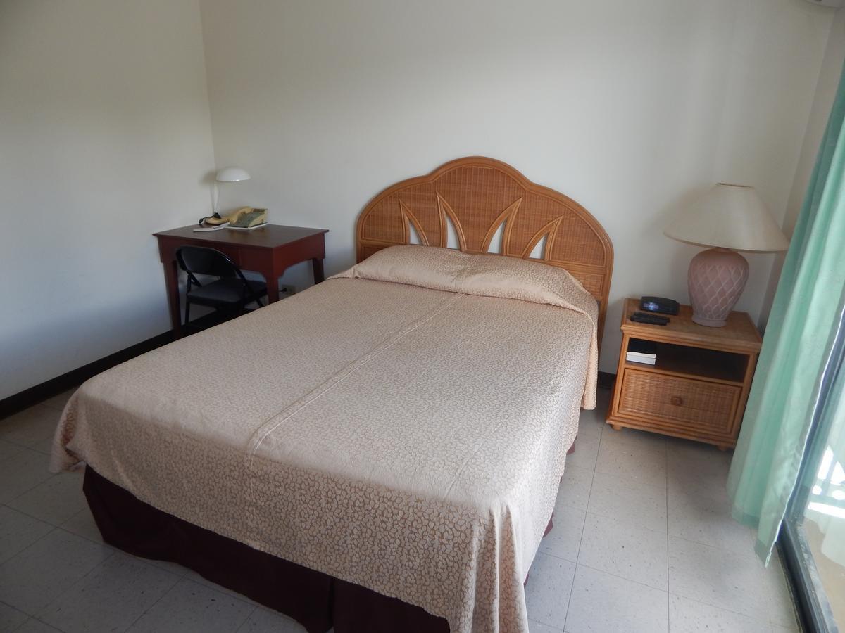 Esa Bay View Hotel Colonia Dış mekan fotoğraf